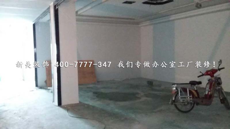 1509611522399011719.jpg 2.jpg