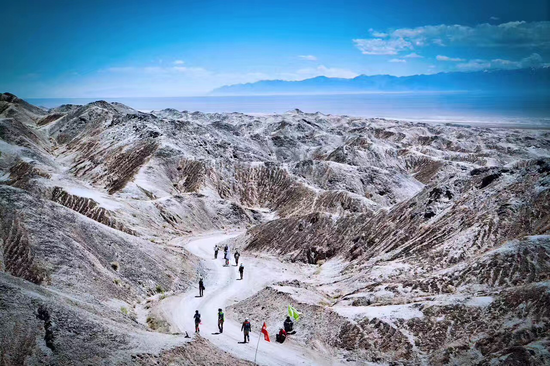 1510541980776036805.png 2.png